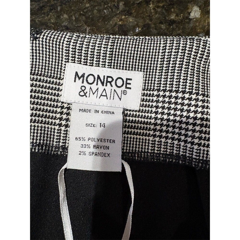 Monroe & Main Skirt Womens Size 14 Black & White Plaid Wrap Pencil Knee - Picture 6 of 9